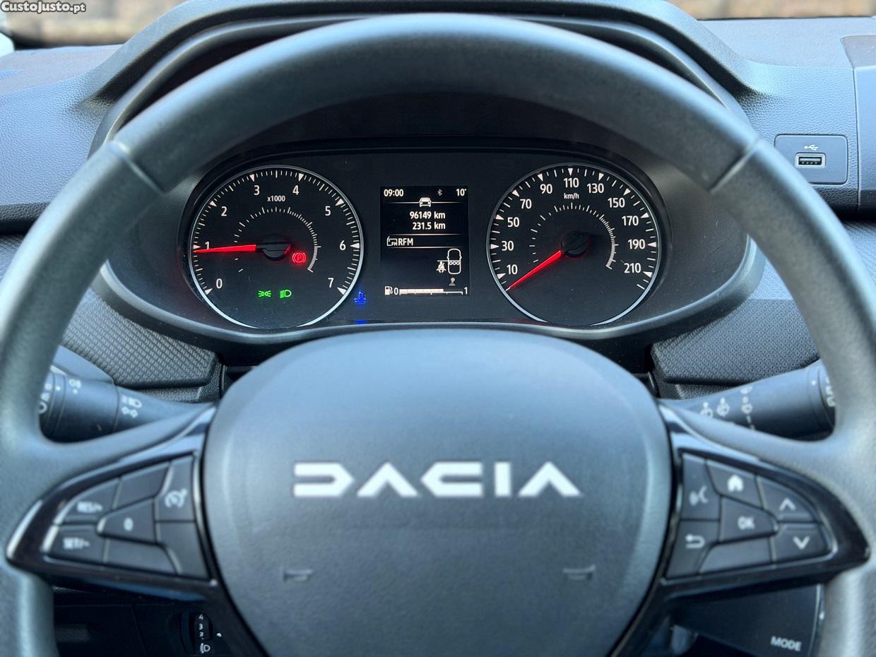 Dacia Jogger 1.0 ECO-G Comfort Bi-Fuel — fotografia 9