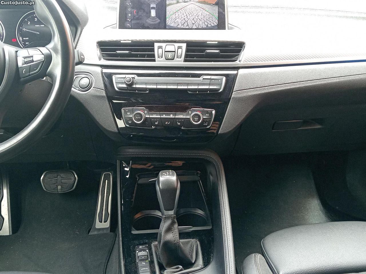 BMW X2 25 e xDrive Pack M — fotografia 4