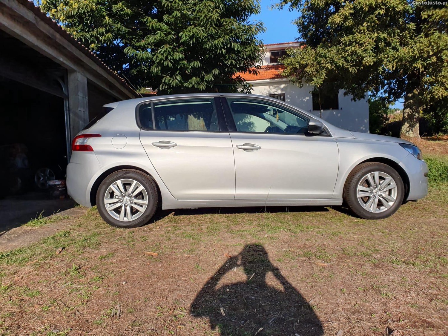 Peugeot 308 1.6 HDI120 cav — fotografia 4