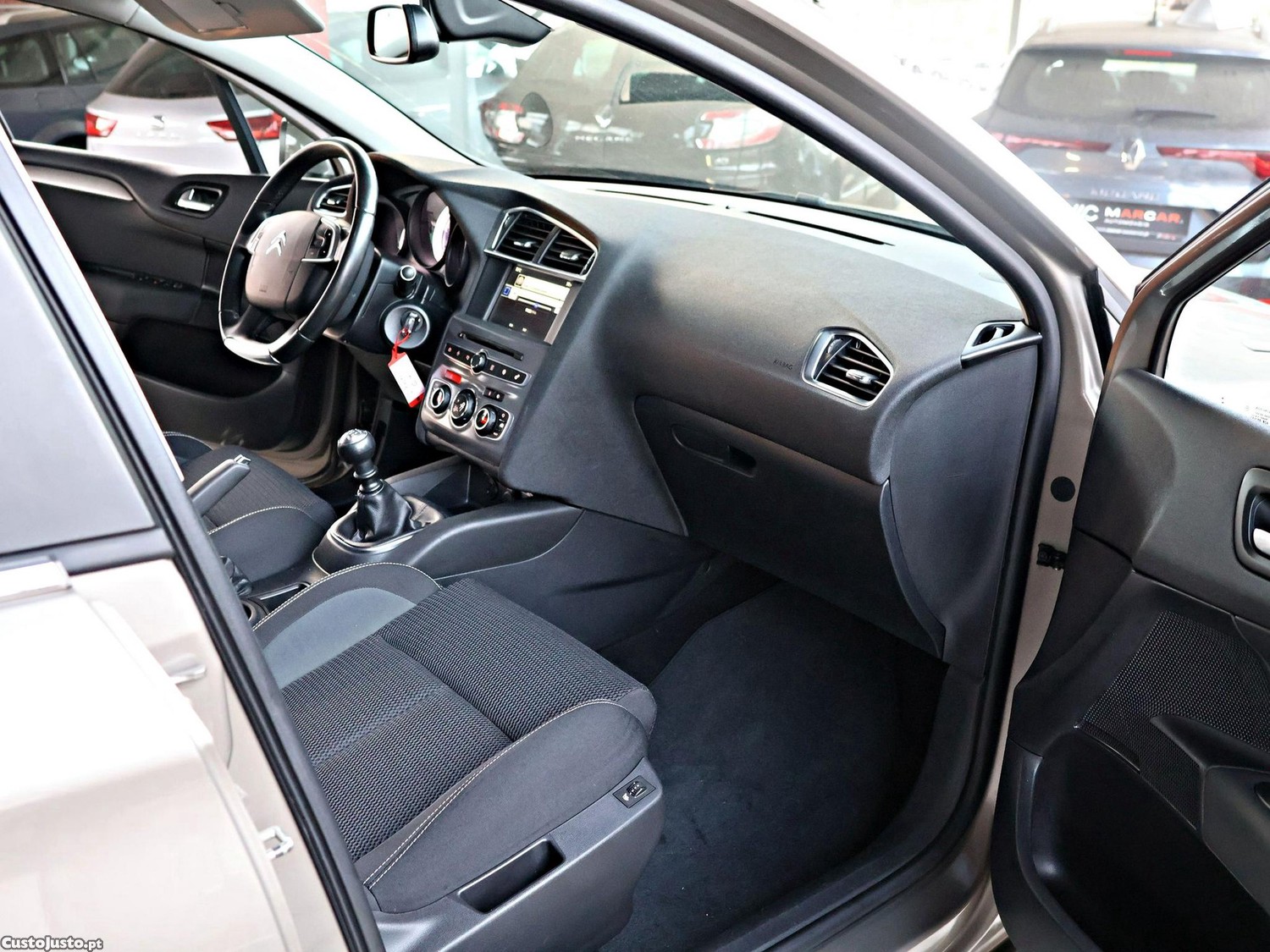 Citroën C4 1.6 BlueHDi Feel Edtion — fotografia 4