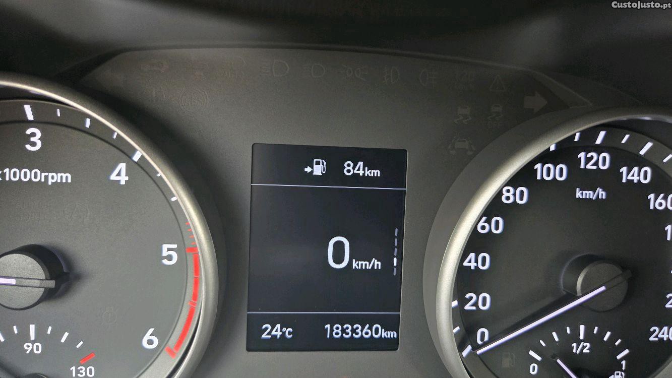 Hyundai i30 1.6 CRDI SW Style — fotografia 2
