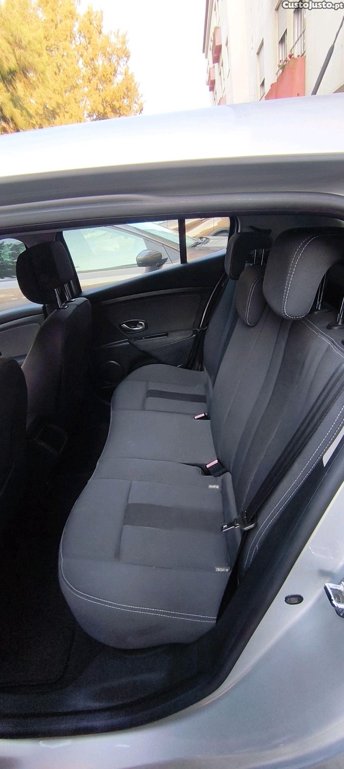 Renault Mégane 1.5dci — fotografia 4