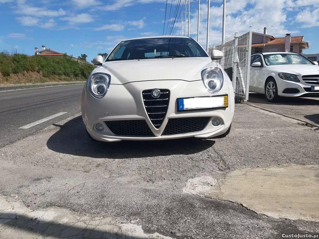 Alfa Romeo MiTo 1.3 jtd distinctive 5kq — fotografia 21