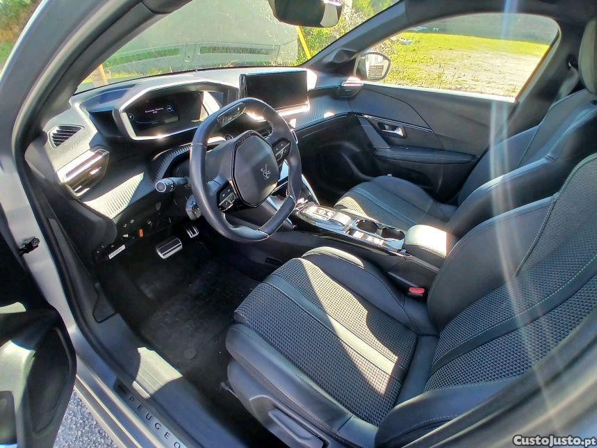 Peugeot e-208 GT Line — fotografia 2