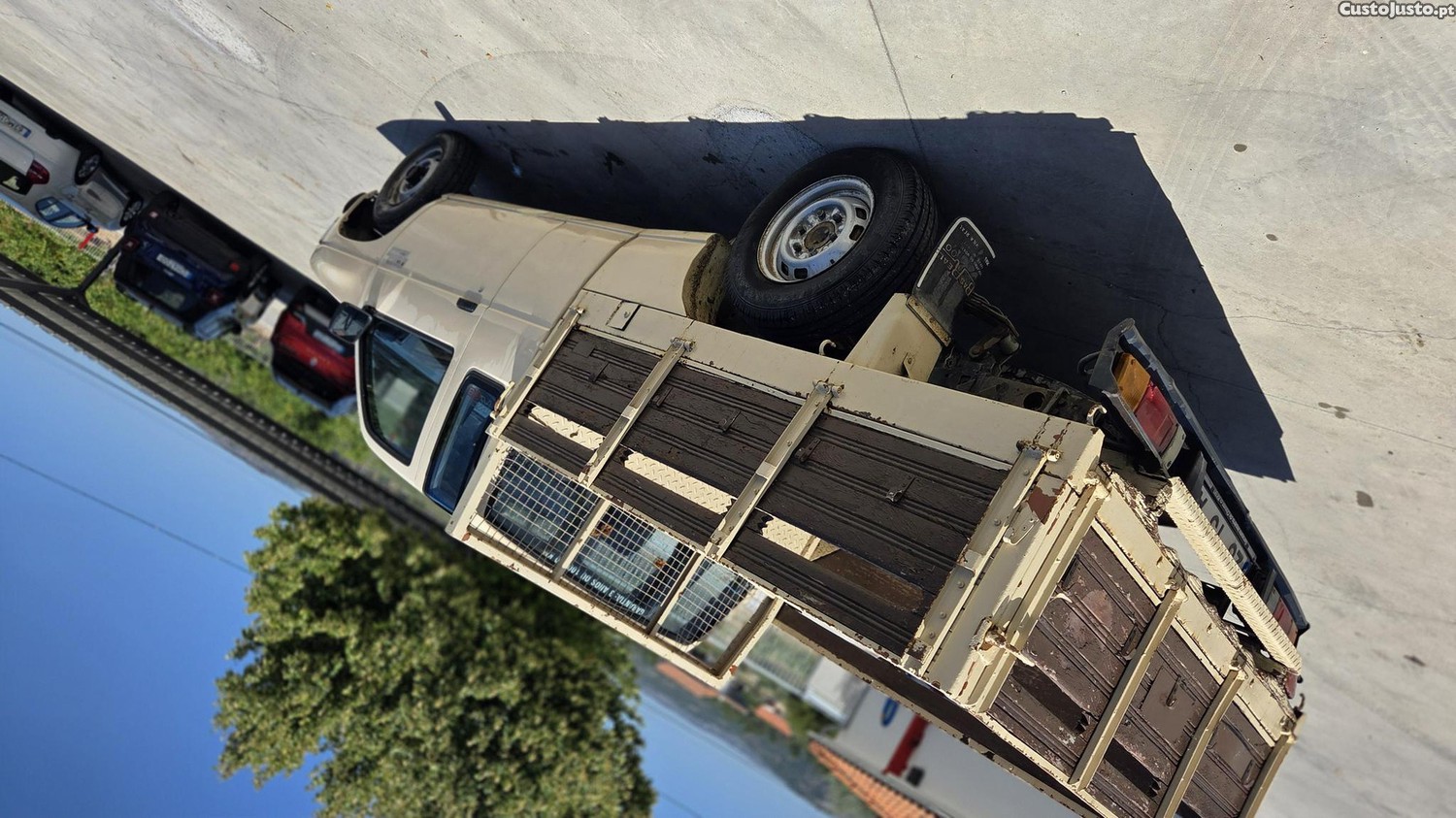 Nissan Pick Up King cab — fotografia 6