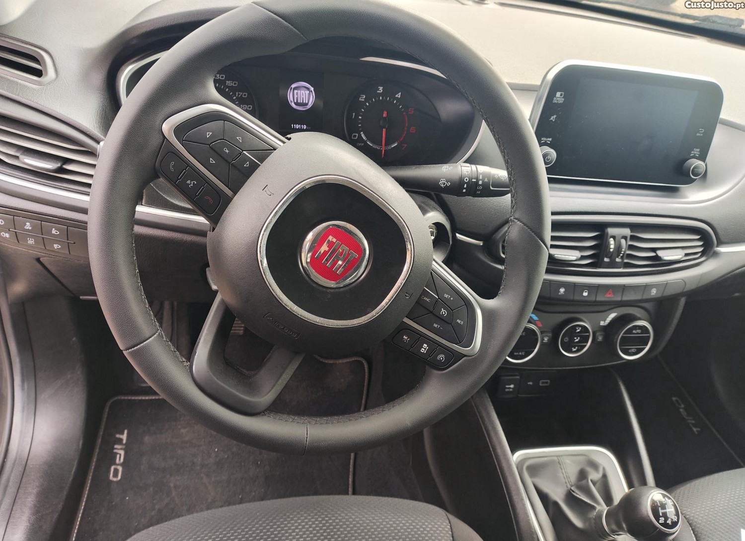 Fiat Tipo 1.3 M-Jet Lounge — fotografia 3
