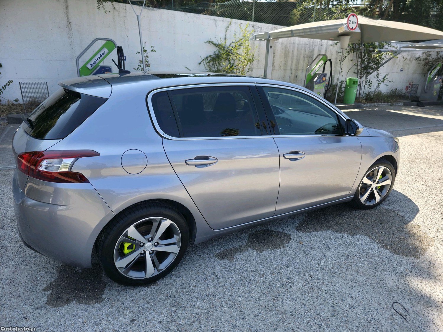 Peugeot 308 Allure — fotografia 11