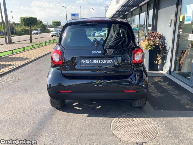 Smart Fortwo EQ passion — fotografia 18