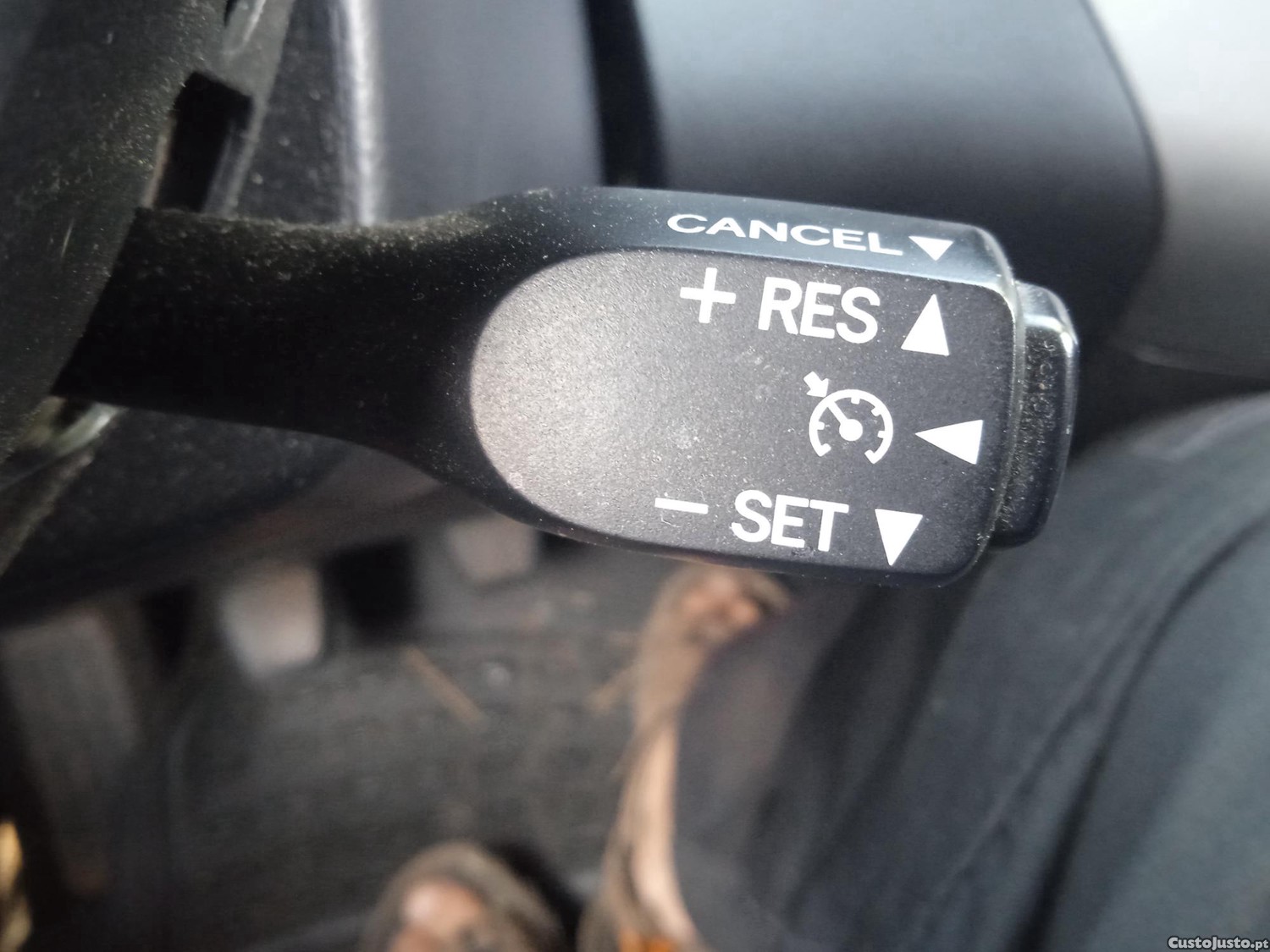 Toyota RAV4 D4D Cat — fotografia 4