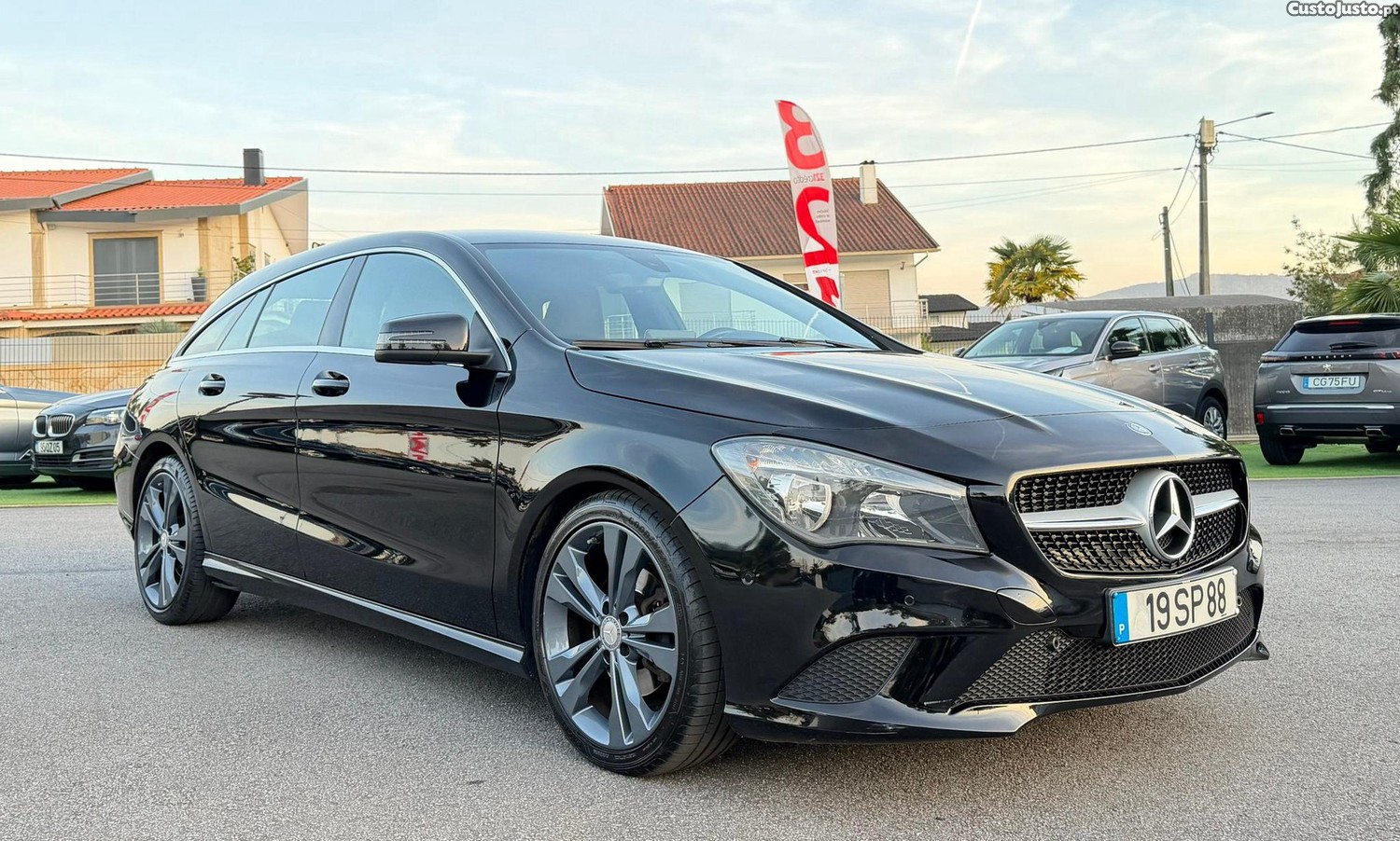 Mercedes-Benz CLA 200 d Aut. — fotografia 27