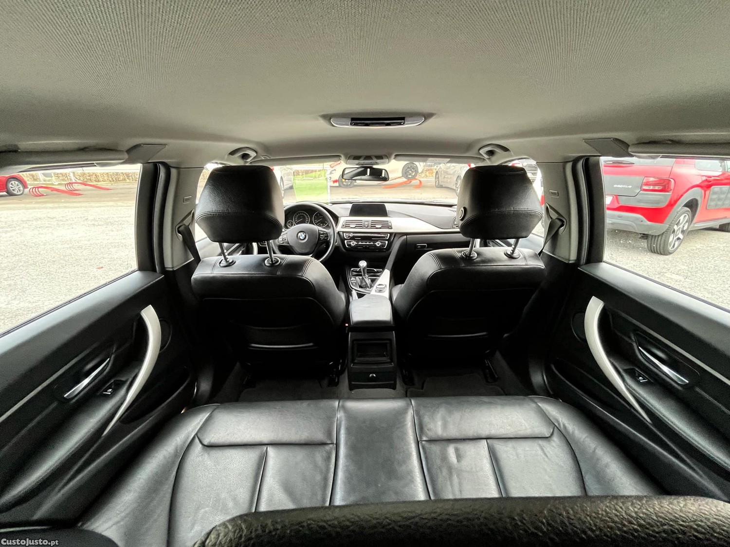 BMW 318 Touring Advantage — fotografia 7