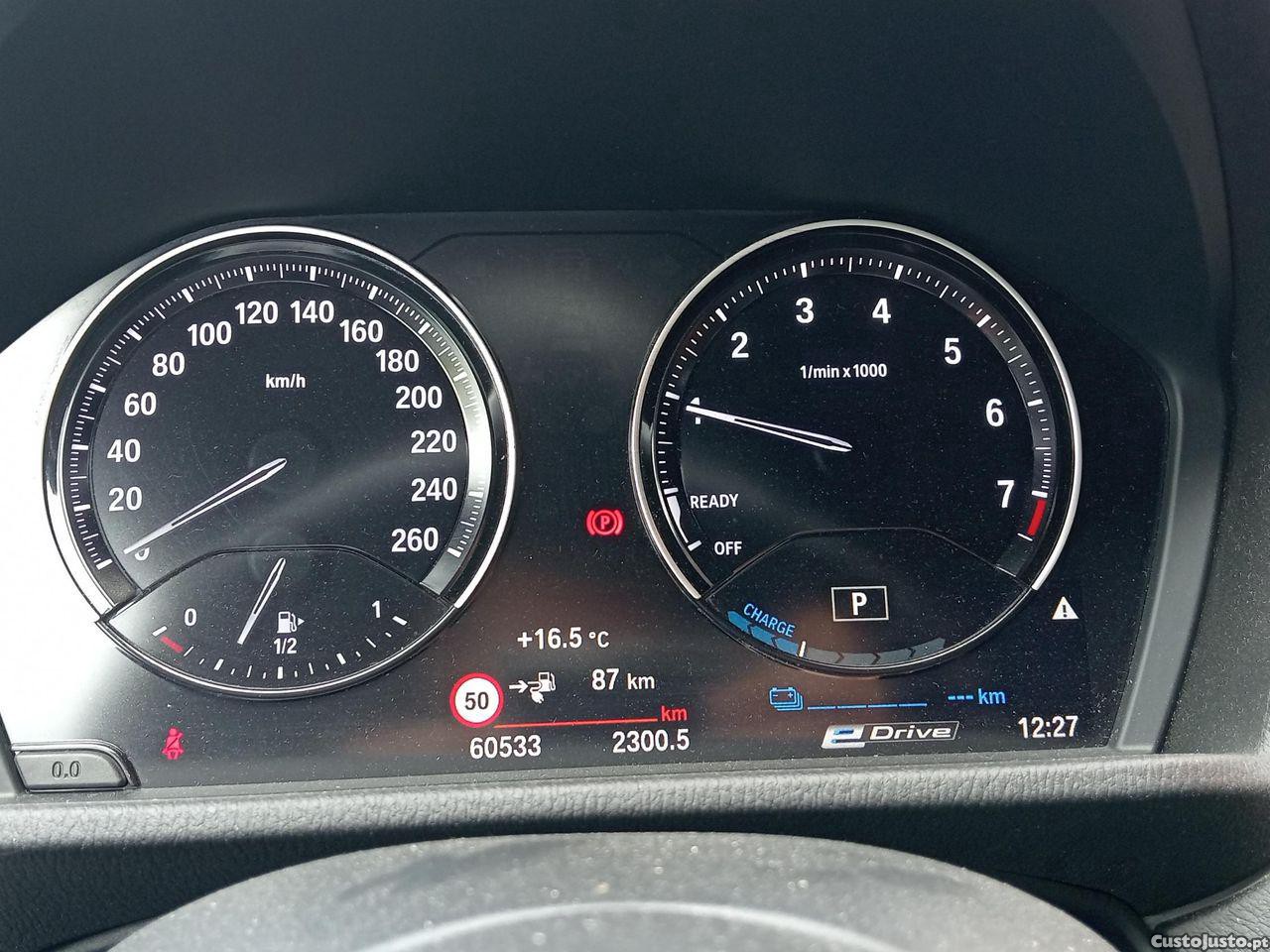 BMW X2 25 e xDrive Pack M — fotografia 5