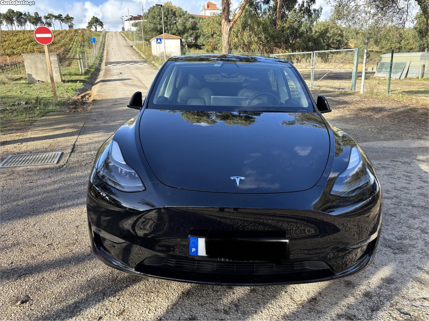 Tesla Model Y Performance — fotografia 9