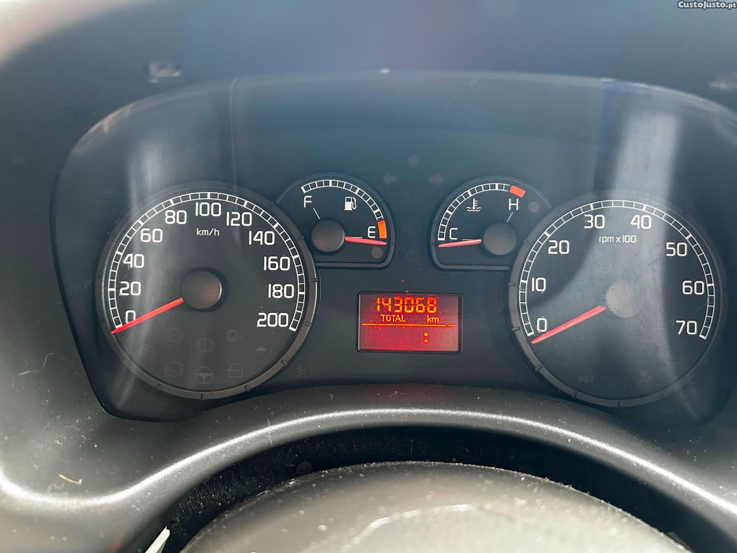 Fiat Punto 1.2 16V 80cv — fotografia 4