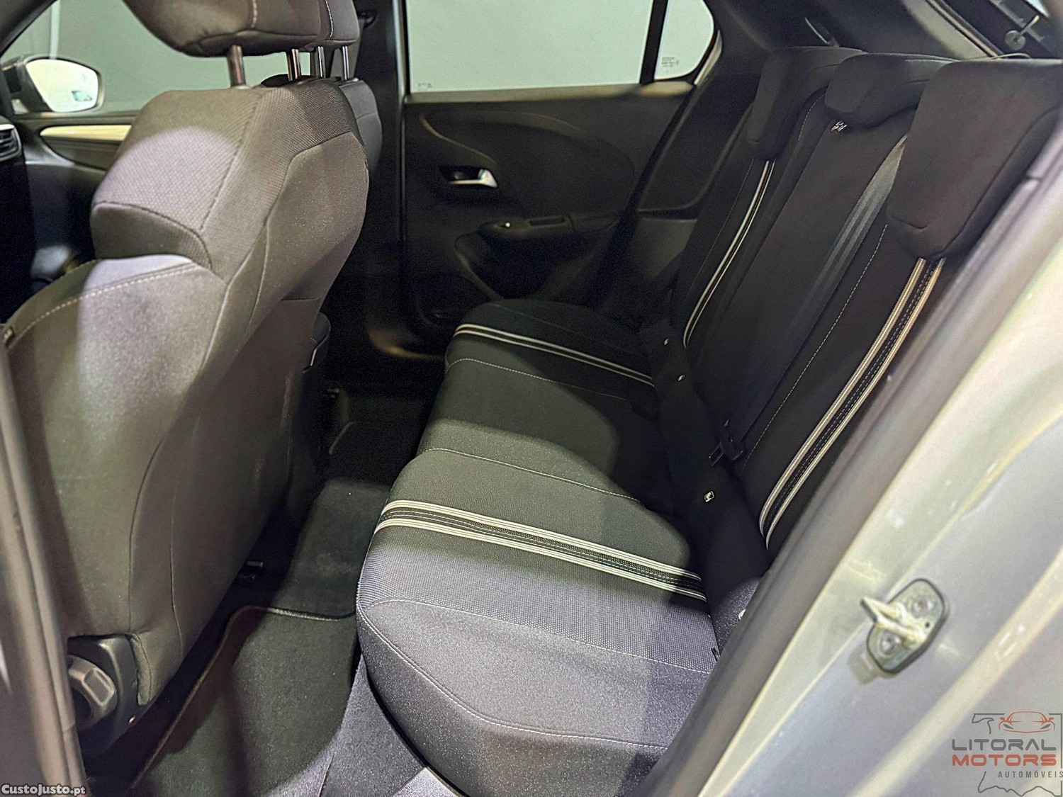 Opel Corsa 1.2 T Hybrid EdCT — fotografia 10