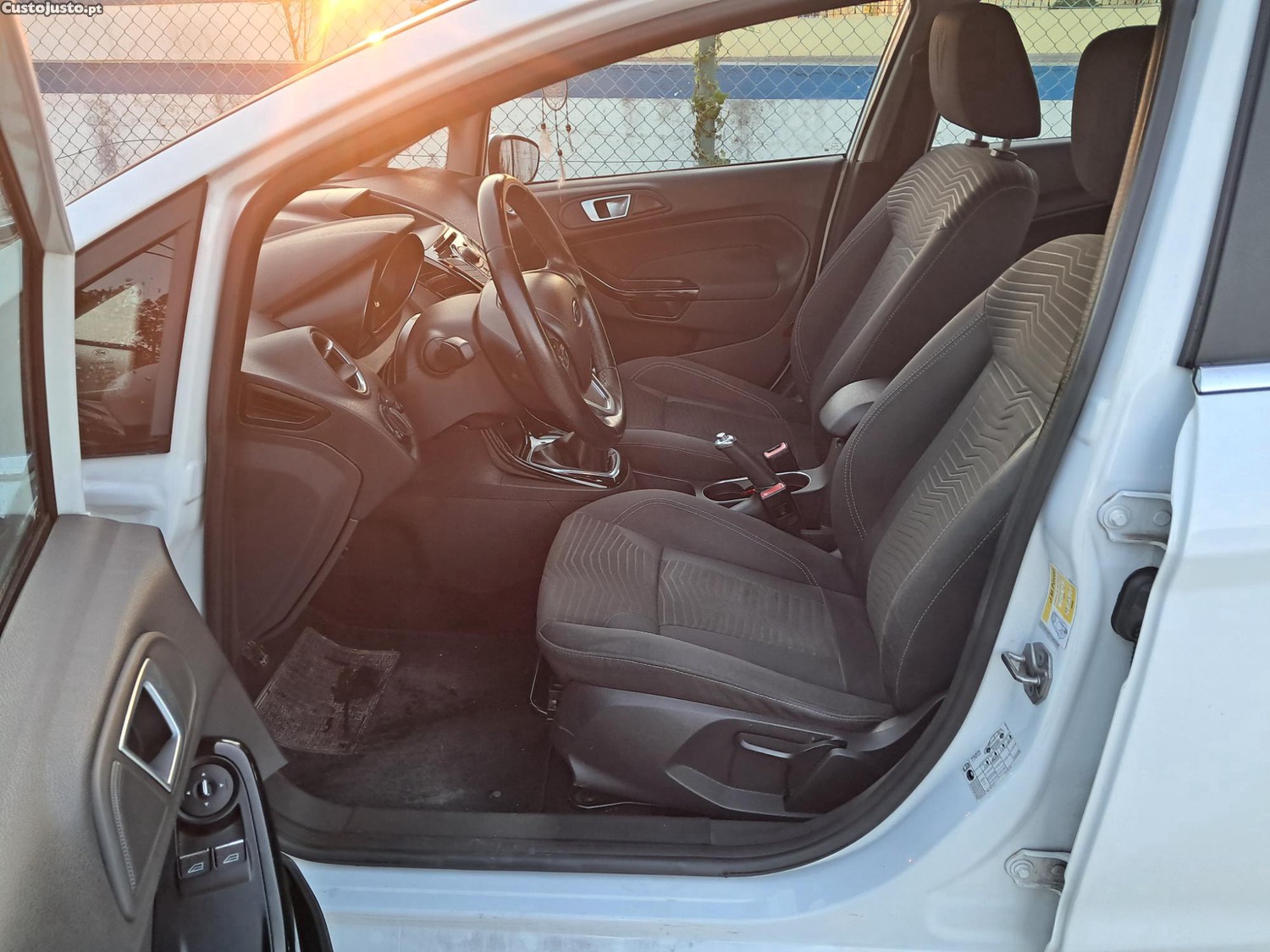 Ford Fiesta Titanium — fotografia 7