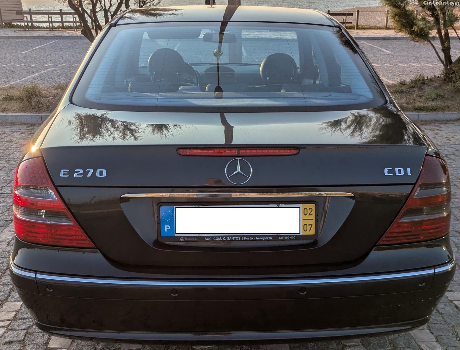 Mercedes-Benz Classe E AVANTGARDE — fotografia 4