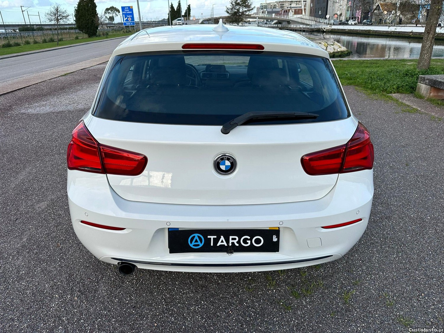 BMW 116 d EfficientDynamics Line Sport — fotografia 7