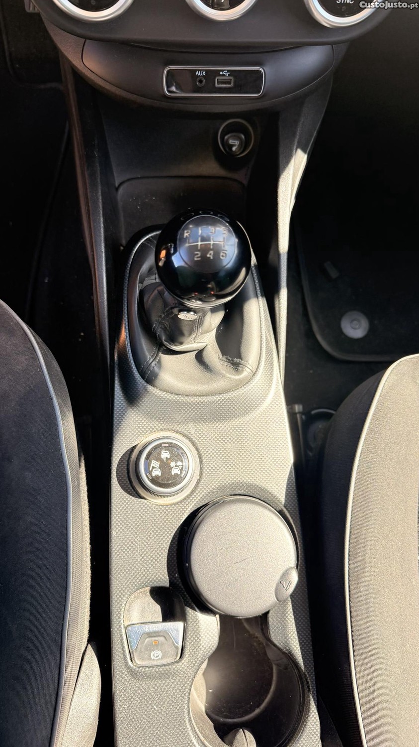 Fiat 500X 1.6 MultiJet de 2015 — fotografia 5