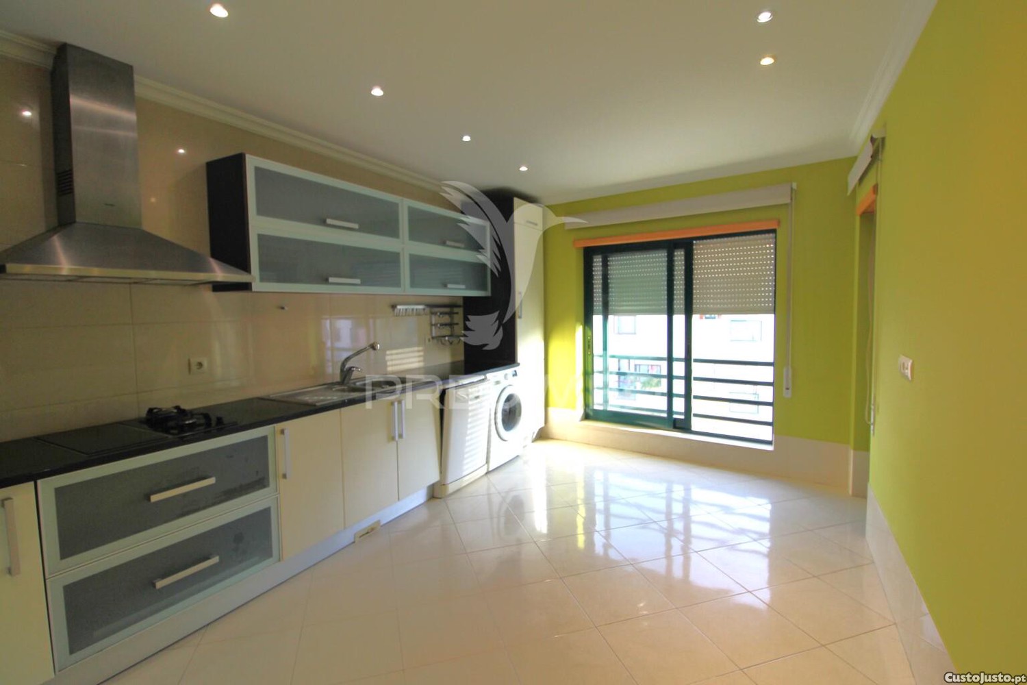 Duplex t3+2 com garagem em alcochete