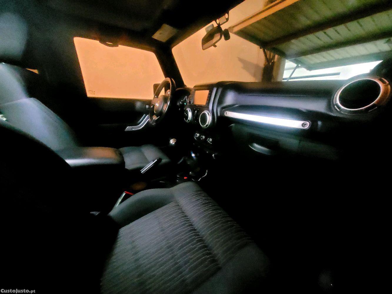 Jeep Wrangler 4p 200cv - 12 — photo 4