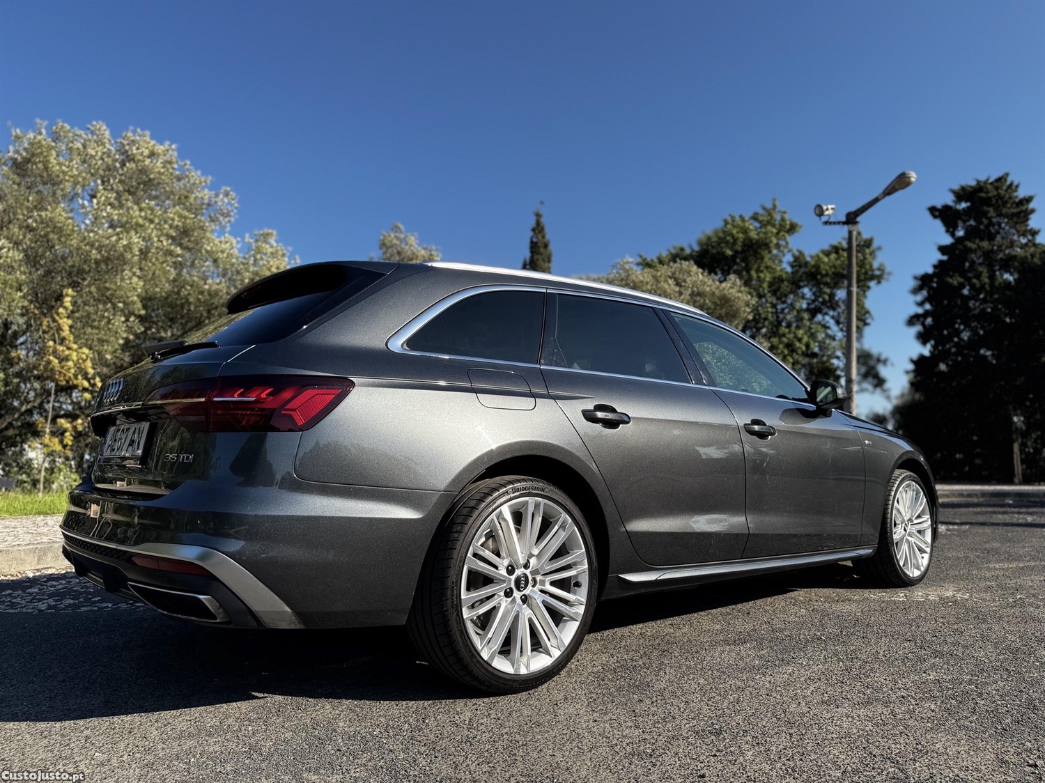 Audi A4 Avant 35 TDI S line — fotografia 11