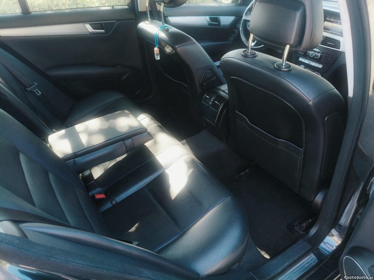 Mercedes-Benz C 220 CDi Avantgarde BE Aut. Biturbo — fotografia 3