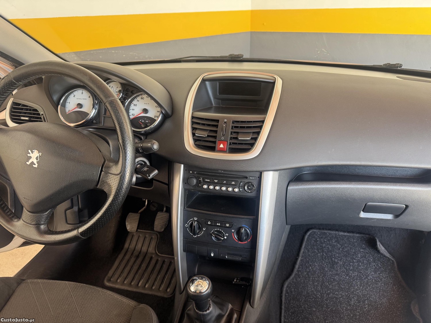 Peugeot 207 1.6 hdi 90cv — fotografia 4