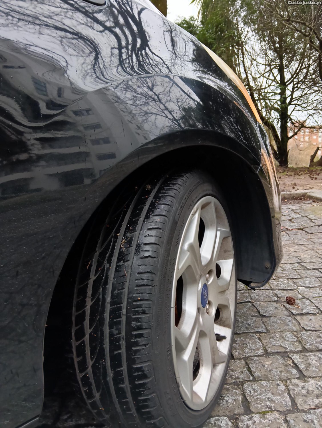 Ford B-Max Eco-Boost — fotografia 5