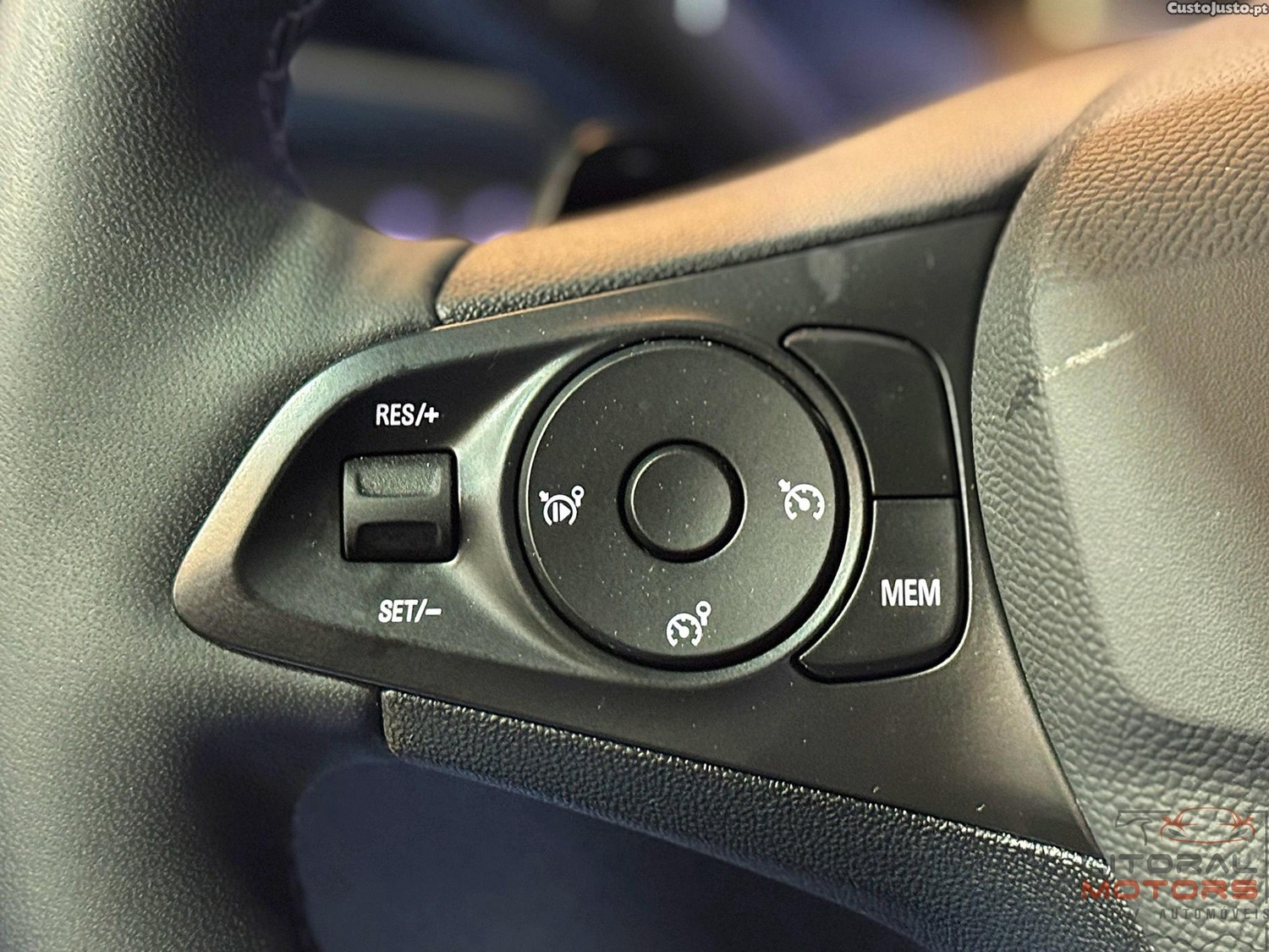 Opel Corsa 1.2 T Hybrid EdCT — fotografia 4