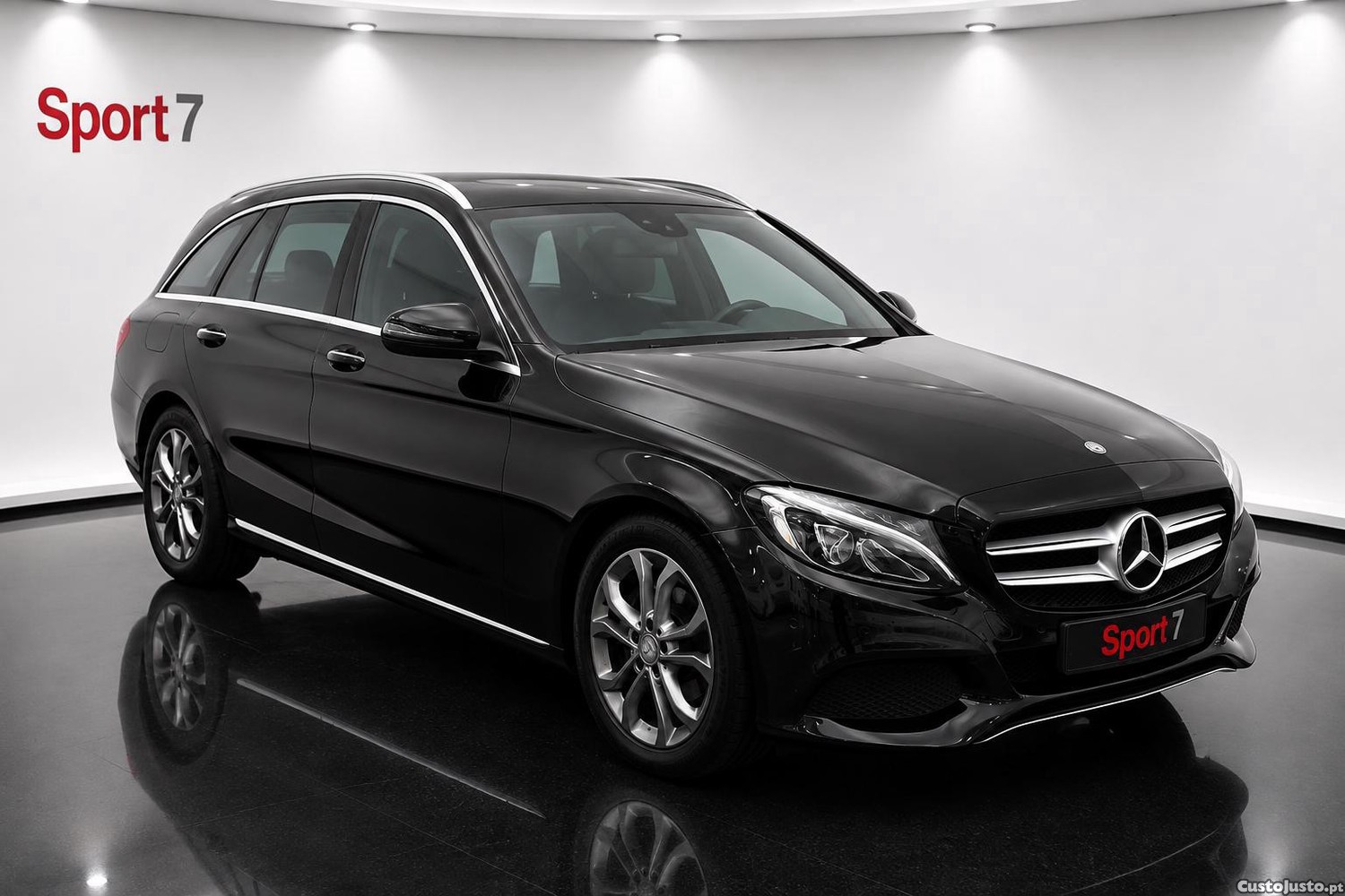 Mercedes-Benz C 220 d BlueTEC Avantgarde Automática (Carrinha) — fotografia 11