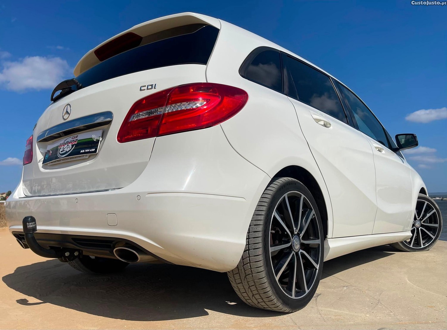 Mercedes-Benz B 180 CDi BE Fleet Pack Aut.107g — fotografia 13