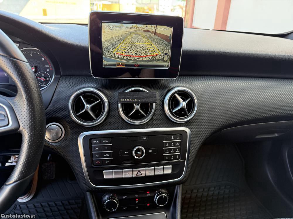 Mercedes-Benz A 180 d Style Novíssimo — fotografia 4