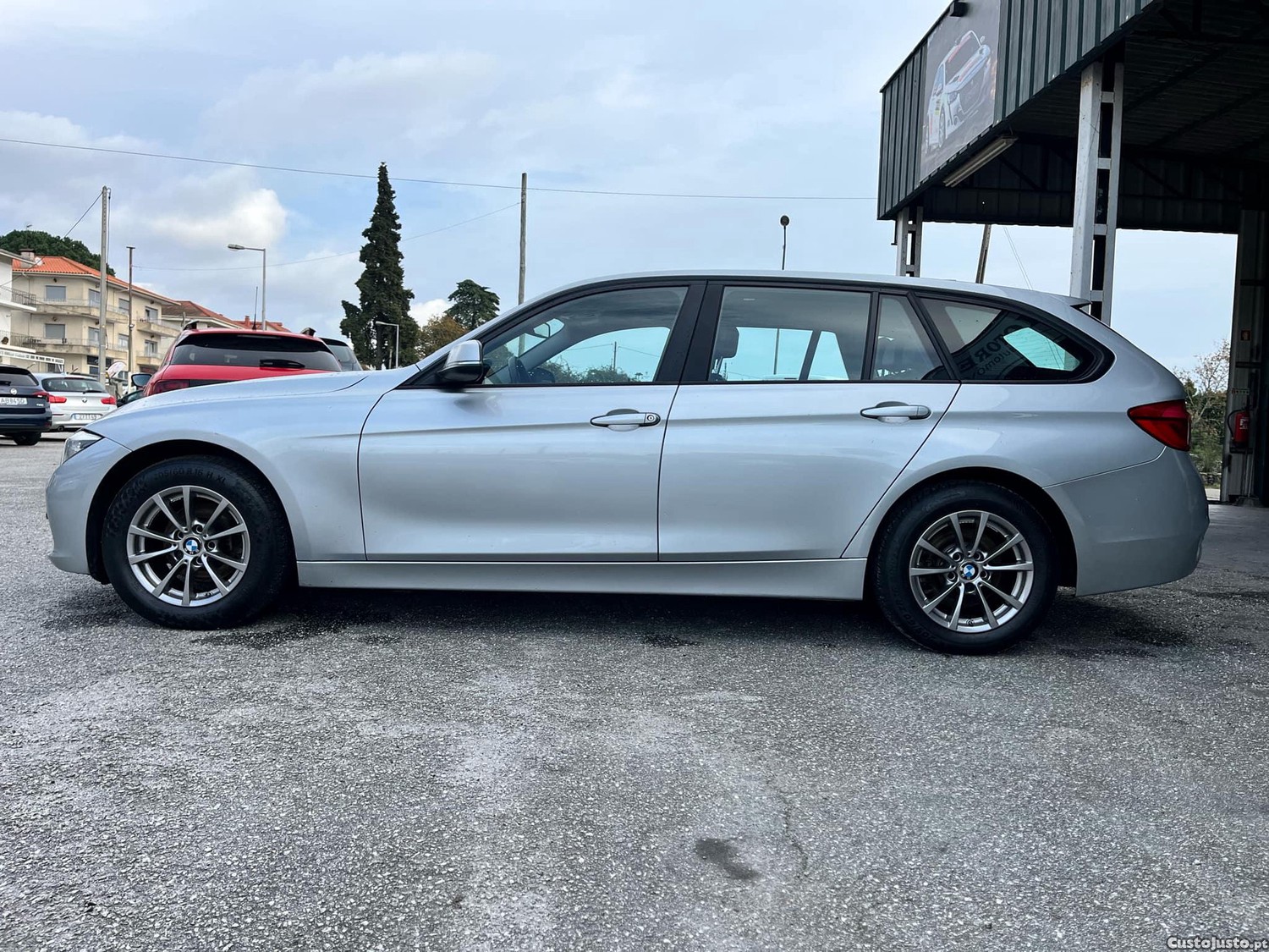BMW 318 Touring Advantage — fotografia 14