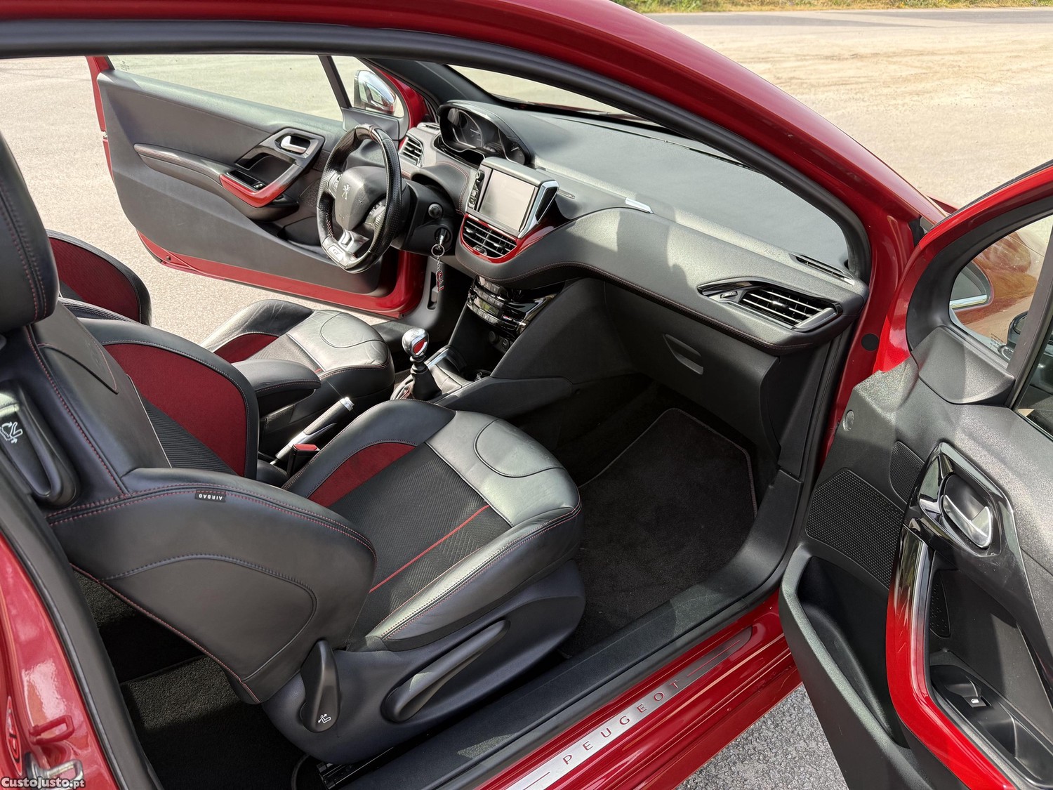 Peugeot 208 Gti 200cv — fotografia 7