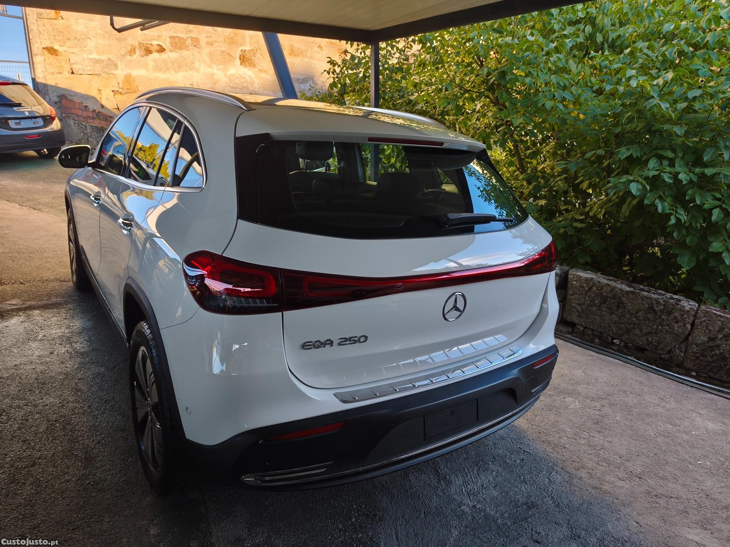 Mercedes-Benz EQA Progressive — fotografia 13