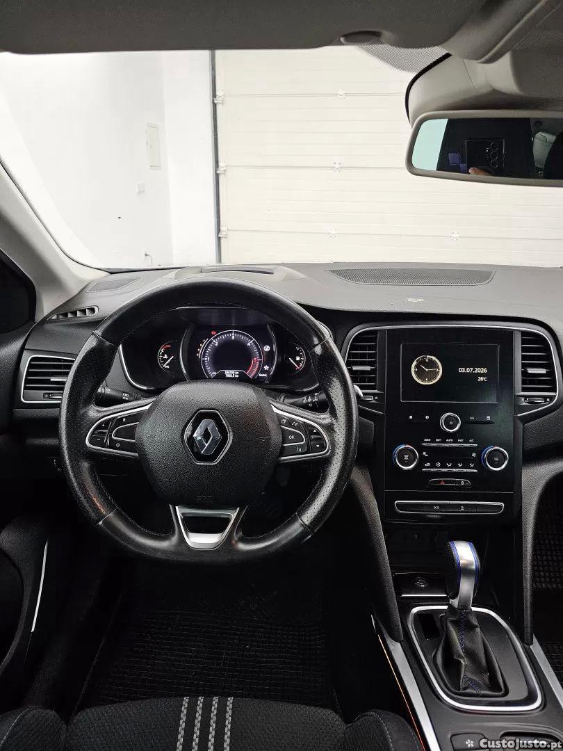 Renault Mégane 1.5 blue dci gt line edc — fotografia 5