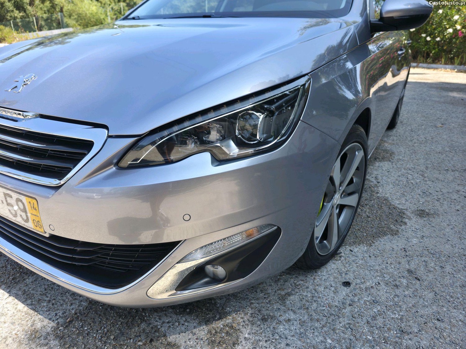 Peugeot 308 Allure — fotografia 5