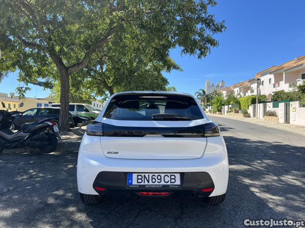 Peugeot 208 Active 1.2 PureTech - 24 foto 4