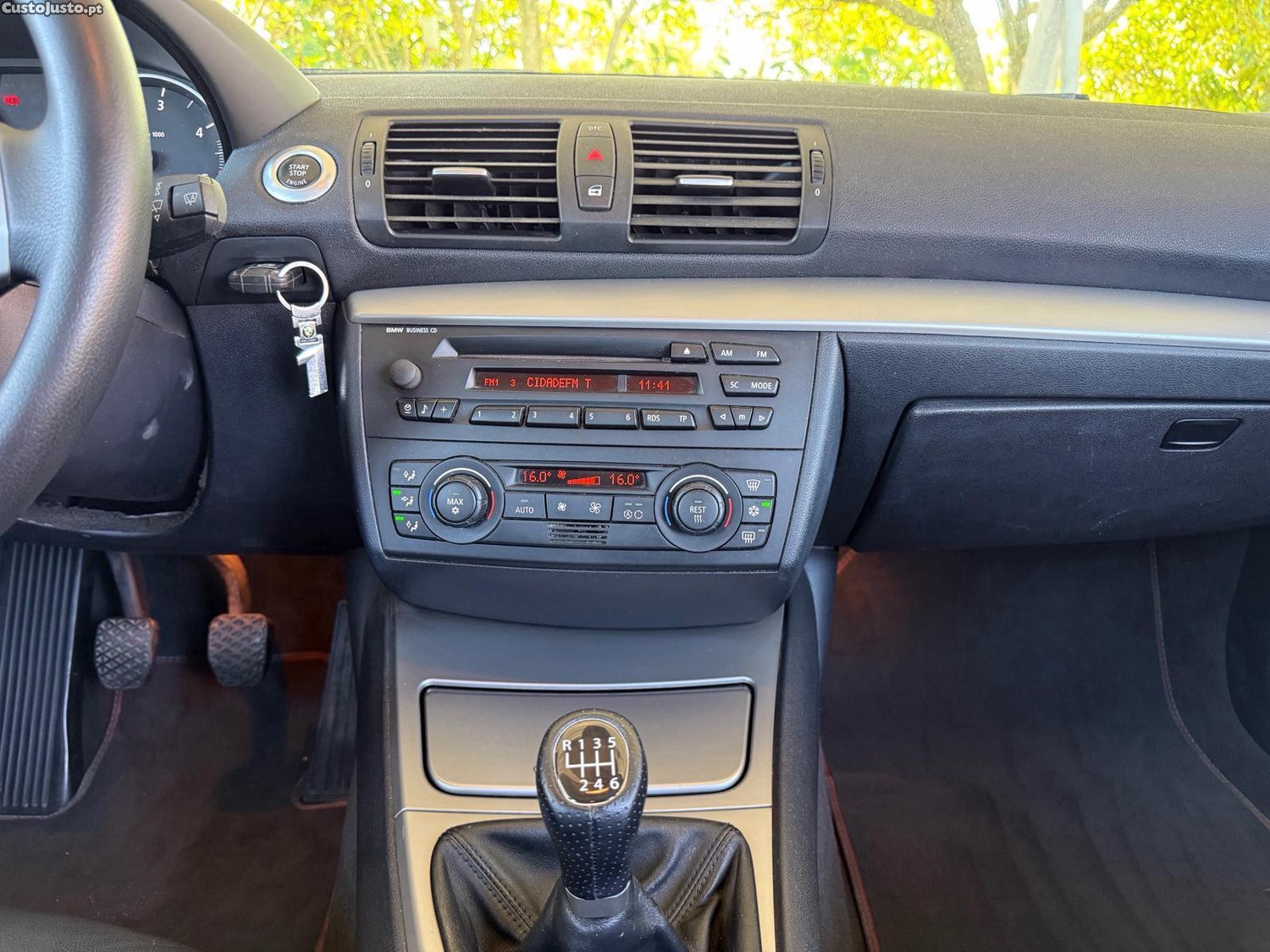 BMW 120 D — fotografia 10