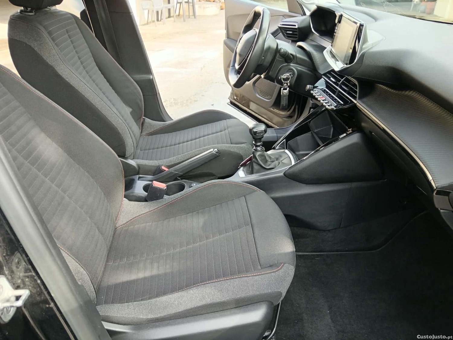 Peugeot 2008 1.5 BlueHdi Active — fotografia 4