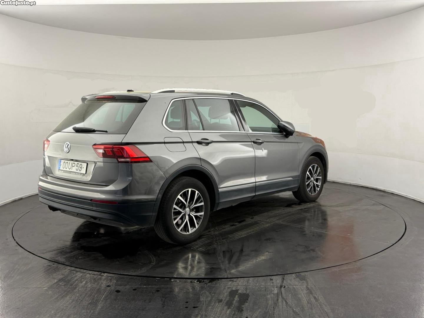 Volkswagen Tiguan 2.0 TDI CONFORTLINE — fotografia 10