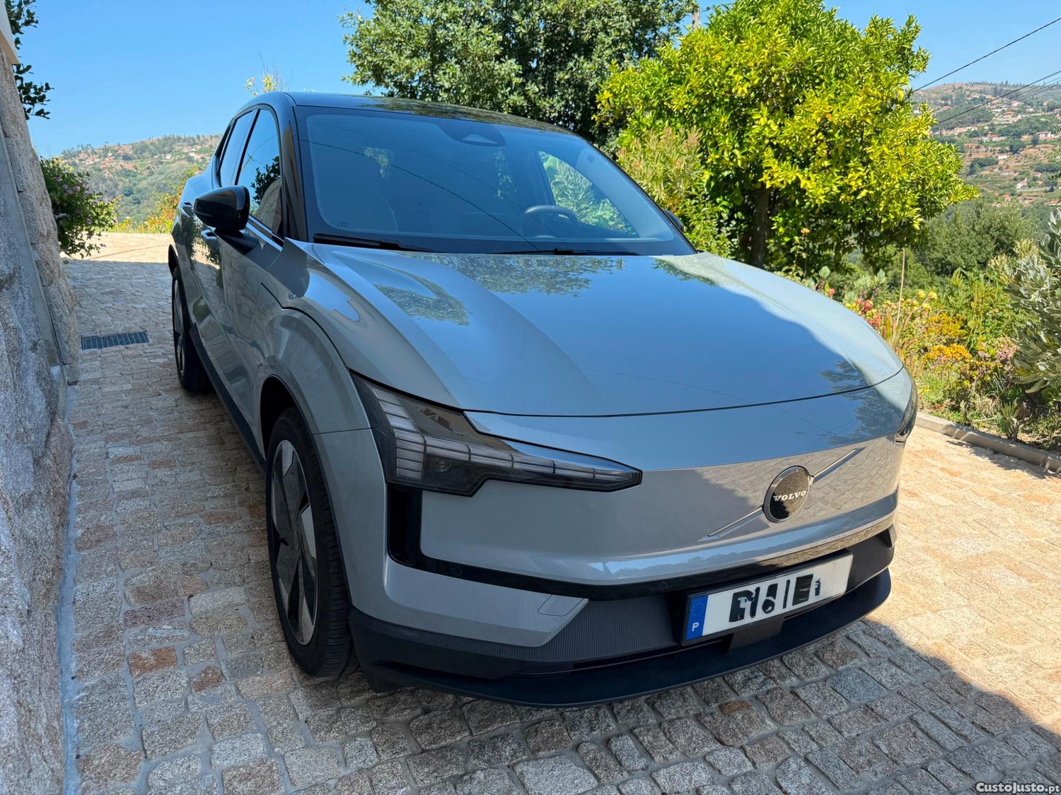 Volvo EX 30 Extended Range Plus — fotografia 7