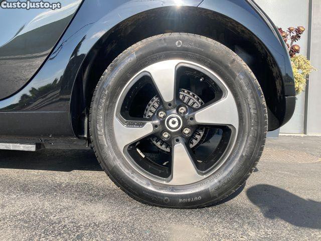 Smart Fortwo EQ passion — fotografia 17