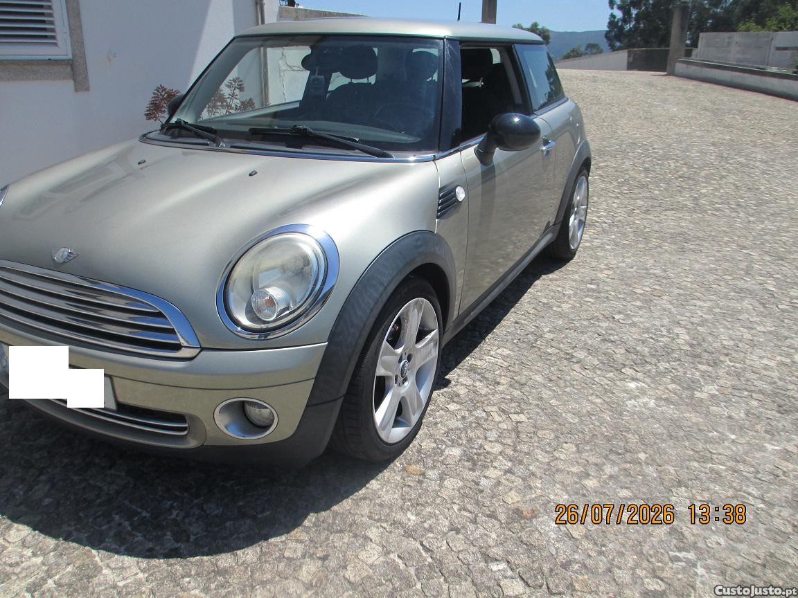 MINI Cooper 2 portas — fotografia 3