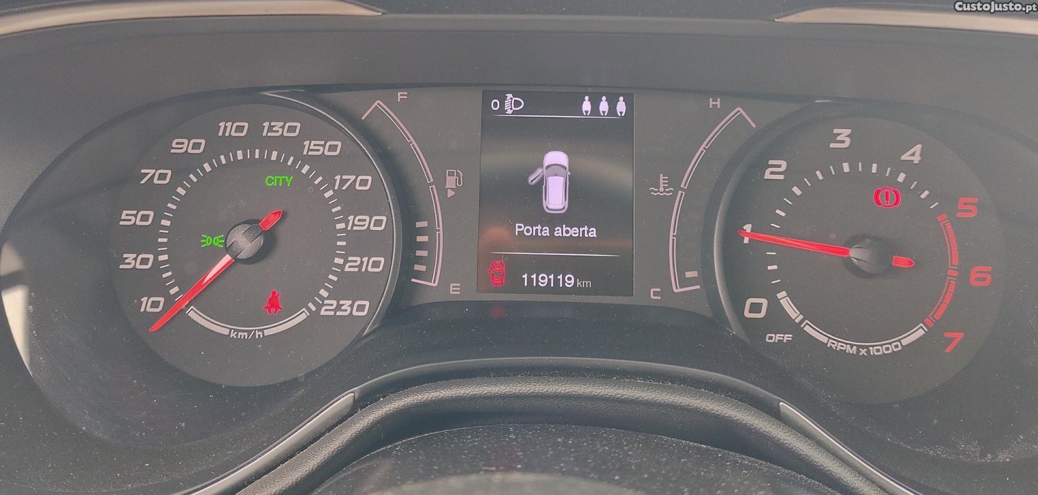 Fiat Tipo 1.3 M-Jet Lounge — fotografia 2