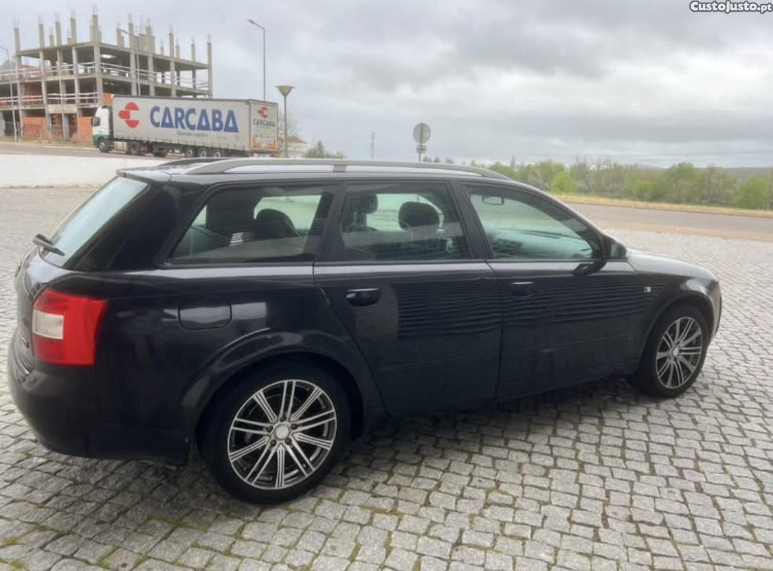Audi A4 B6 — fotografia 3