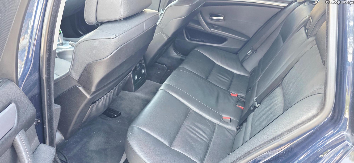 BMW 535 d Touring 286 cv Nacional — fotografia 3