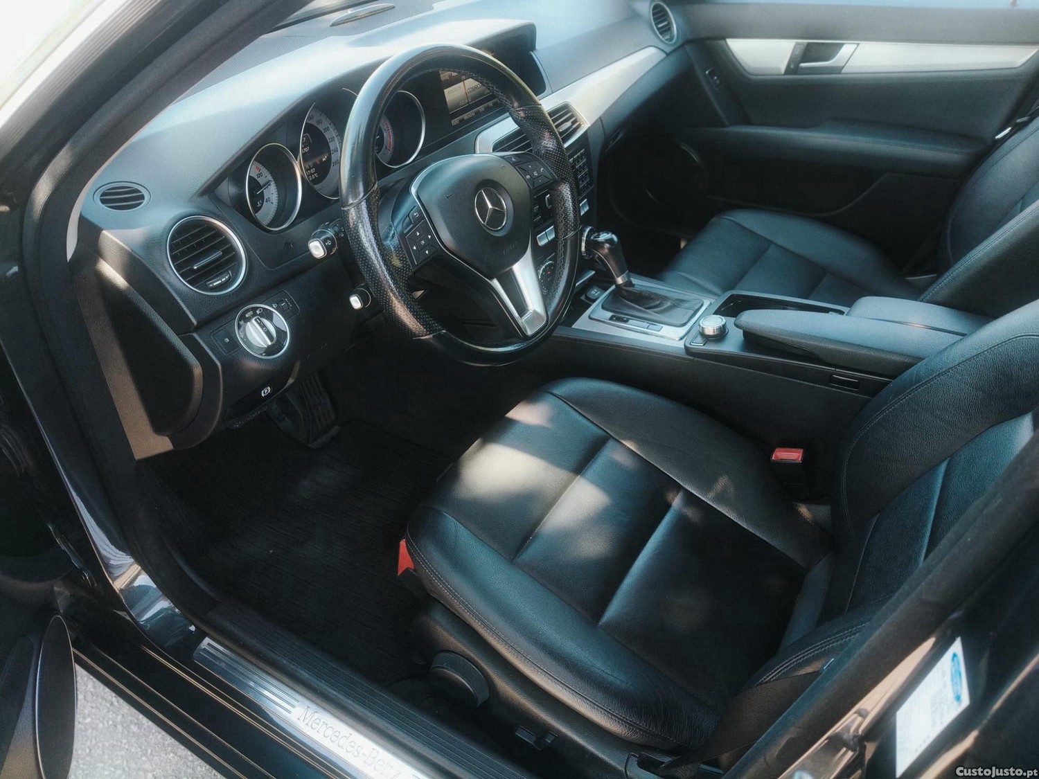Mercedes-Benz C 220 CDi Avantgarde BE Aut. Biturbo — fotografia 10
