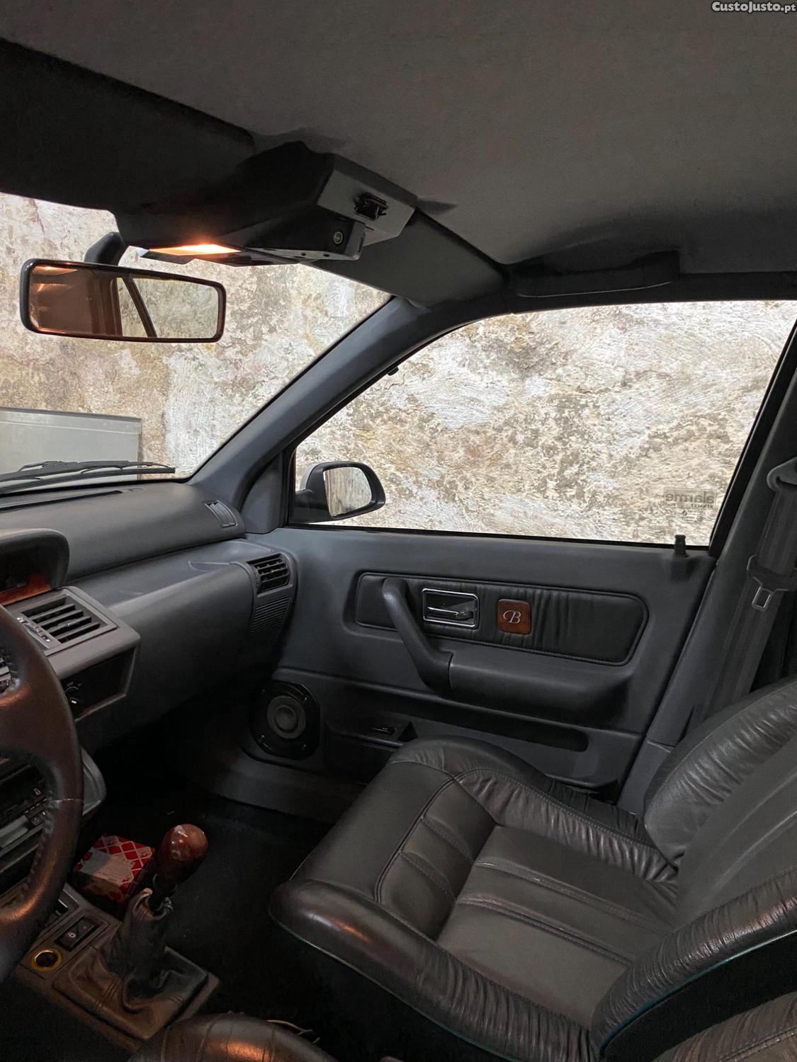 Renault Clio baccara 1.4 — fotografia 4